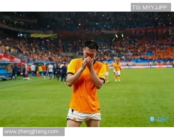 足球明星在比赛中泪洒赛场感动万千球迷引发热议 足球明星在比赛中泪洒赛场感动万千球迷引发热议